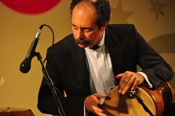 هنر بدون انسانیت ماندگار نمی‌شود/ هنرمندِ حقیقی در پی معناست نه «نام»