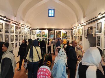 نمایشگاه آثار هنری هنرجویان آموزشگاه «وستا» در نگارخانه سرو افتتاح شد