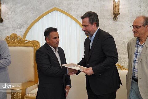 بازدید راهنمایان گردشگری استان بوشهر از مجتمع گردشگری پازارلند