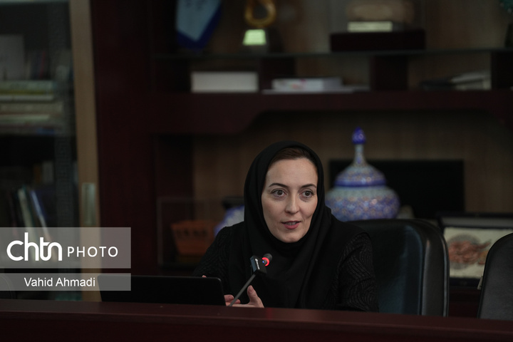 دیدار اعضای انجمن علمی باستان‌شناسی ایران با علی دارابی