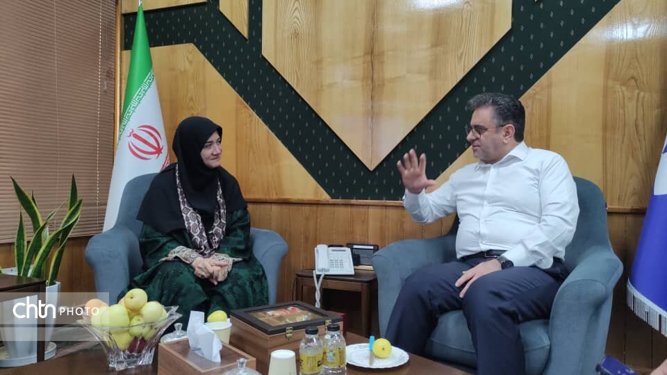 دیدار معاون صنایعدستی کشور با مدیرکل صداوسیمای مرکز خوزستان