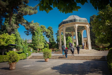 قرعه دولت در ناامیدی