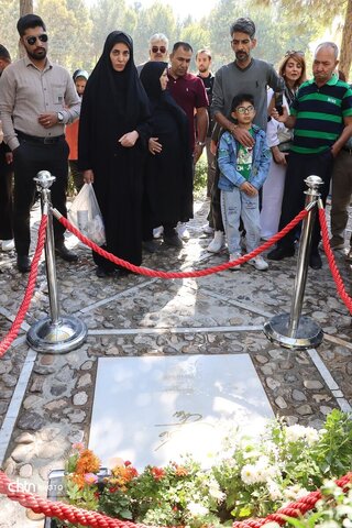 حال وهوای آرامگاه فردوسی در پنجمین سالگرد درگذشت استاد شجریان