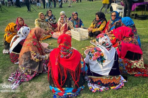 برگزاری جشنواره انار ترشی در شهرستان ساری