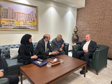 برگزاری سه نشست تخصصی با هدف توسعه همکاری‌های گردشگری و اتومبیلرانی میان ایران و عراق