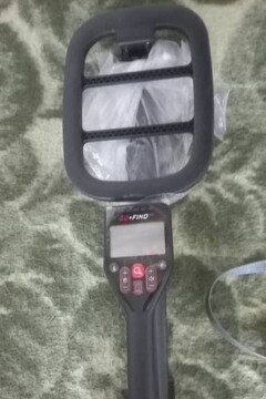 کشف یک‌دستگاه فلزیاب غیرمجاز در سراب‌باغ آبدانان ایلام