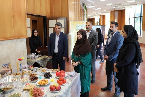 سلسله نشست هاي تخصصي گفتمان پرديسان با موضوع جشن مهرگان و محیط زیست