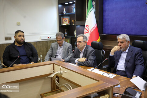 نشست صالحی‌امیری با مدیران و کارکنان معاونت گردشگری