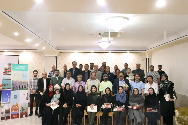 دورهمی فعالان گردشگری شهرستان سمنان