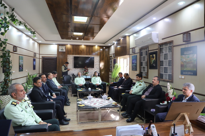 دیدار مدیرکل میراث‌فرهنگی با فرماندهی انتظامی خراسان جنوبی/ امنیت مهمترین مولفه توسعه گردشگری است