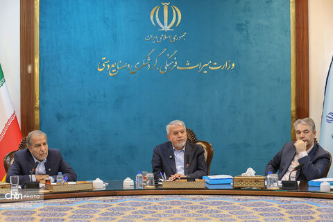 نشست مجمع عمومی سالیانه کانون جهانگردی و اتومبیلرانی