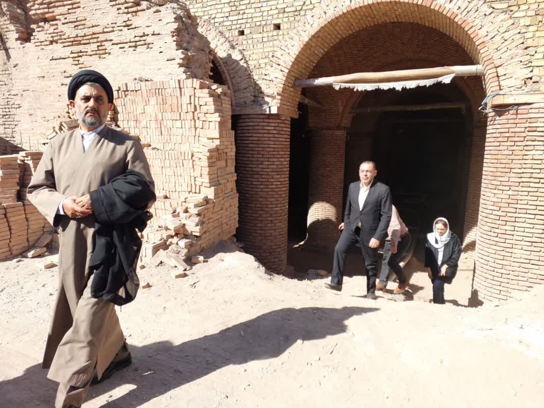 بازدید مدیرکل نظارت و ارزیابی خدمات گردشگری از ۲طرح درحال احداث گردشگری در قزوین