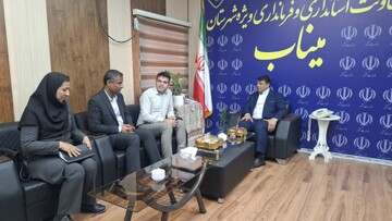 نشست بررسی توسعه گردشگری و صنایع‌دستی شهرستان میناب برگزار شد/ گردشگری راهی برای مقابله با آسیب‌های اقتصادی و زیست محیطی قاچاق سوخت