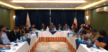 نشست همفکری افق های نوین گردشگری استان اصفهان