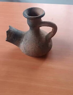 کشف شی‌ء سفالی از دوران قاجار در رودسر با همکاری مردم و یگان حفاظت