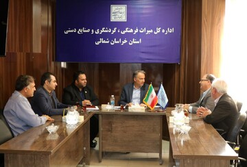 دیدار مدیرکل میراث فرهنگی خراسان شمالی با تنی چند از فعالان و پیشکسوتان هتلداری و گردشگر