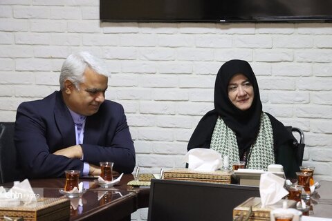 معاون صنایع‌دستی و هنرهای سنتی کشور:مزیت رقابتی خراسان رضوی در توزیع و عرضه صنایع‌دستی است