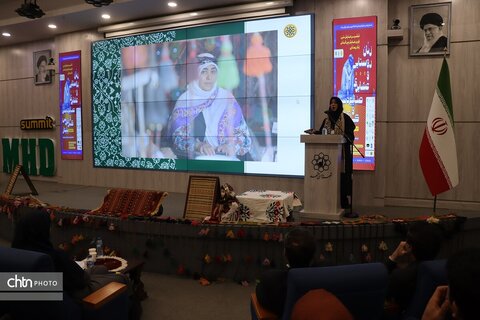 معاون صنایع‌دستی و هنرهای سنتی کشور:مزیت رقابتی خراسان رضوی در توزیع و عرضه صنایع‌دستی است