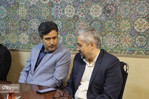 معاون صنایع‌دستی و هنرهای سنتی کشور:مزیت رقابتی خراسان رضوی در توزیع و عرضه صنایع‌دستی است