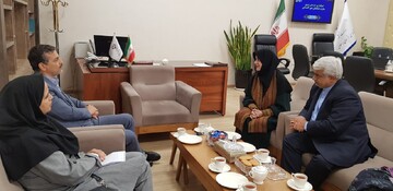 بررسی موانع تولید و صادرات صنایع‌دستی در خراسان رضوی