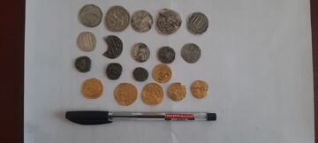 کشف‌وضبط ۱۹ سکه تاریخی در شهرستان چناران