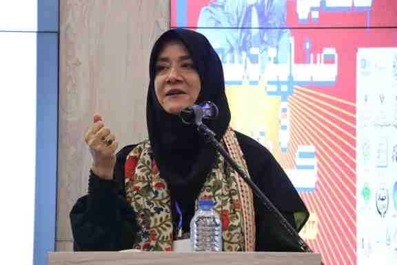 معاون صنایع‌دستی کشور: توانمندسازی زنان روستایی و عشایری؛ محور توسعه پایدار صنایع‌دستی