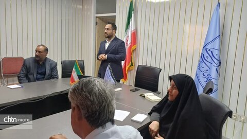 دوره آموزشی صنایع دستی ویژه هنرمندان شهرستان مهریز