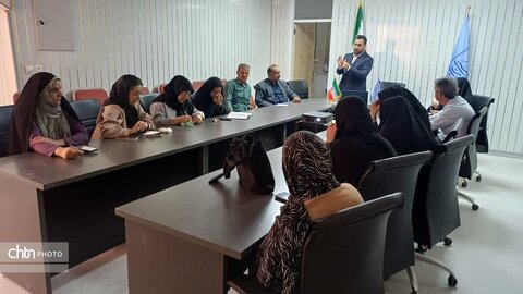 دوره آموزشی صنایع دستی ویژه هنرمندان شهرستان مهریز