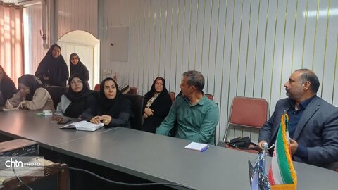 دوره آموزشی صنایع دستی ویژه هنرمندان شهرستان مهریز