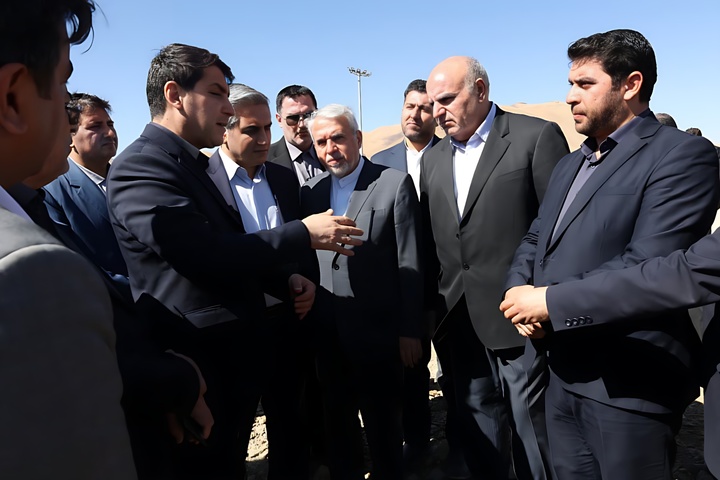 اختصاص ۱۲ هکتار از اراضی پارک پیرچنار سنندج به ایجاد شهرک و نمایشگاه دائمی صنایع‌دستی/ گامی مهم در جهت ارتقای سرمایه‌های فرهنگی و هنری استان