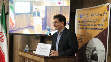 معماری ایرانی در دوره اسلامی نشان دهنده تداوم تلاش ایرانیان برای بیان هنر است