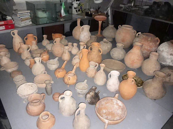 کشف ۶۴ قلم شیء تاریخی دوره عصر آهن در بندر گز/ عامل قاچاق اموال تاریخی دستگیر شد