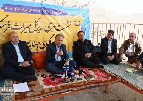 نخستین نشست خبری سرپرست اداره‌کل میراث‌فرهنگی خراسان شمالی با اصحاب رسانه
