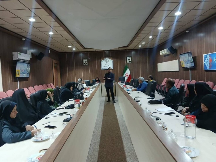 برگزاری دوره آموزشی تبلیغات، بازاریابی و فروش صنایع‌دستی در بافق