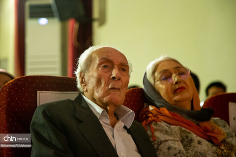 آیین بزرگداشت استاد امیرهوشنگ جزی‌زاده