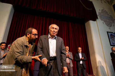 آیین بزرگداشت استاد امیرهوشنگ جزی‌زاده