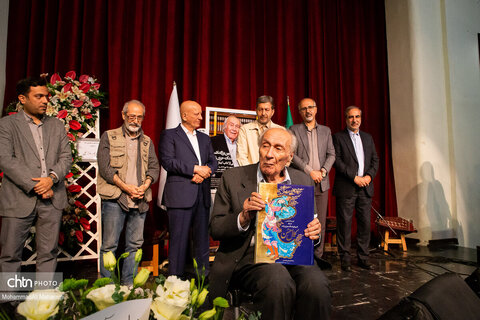 آیین بزرگداشت استاد امیرهوشنگ جزی‌زاده