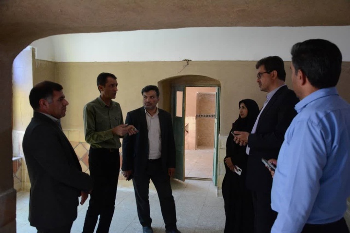 بازدید از بوم گردی و قلعه ملکی شهرستان خاتم