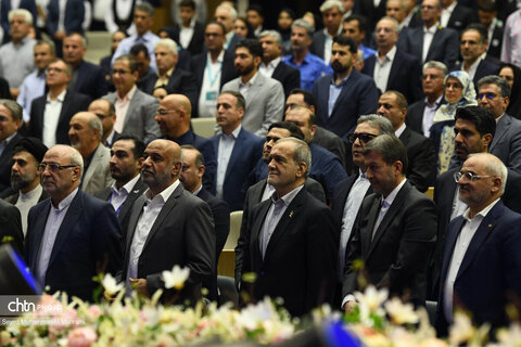 سفر رئیس جمهور به اصفهان