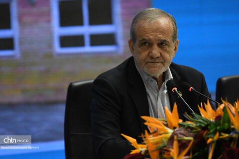 سفر رئیس جمهور به اصفهان