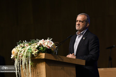 سفر رئیس جمهور به اصفهان