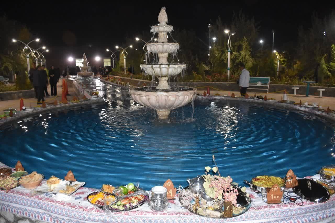 جشنواره غذا با طعم پسته در احمدآباد/ تلفیق هنر و خلاقیت و نوآوری در آشپزی