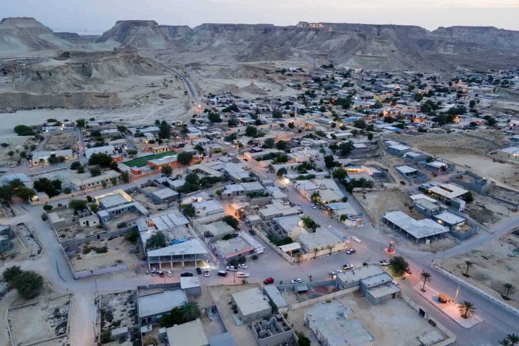 وظیفه دستگاه‌های مسئول برای بهره‌برداری از ظرفیت صلح‌آمیز سه گنجینه بکر جهانی چیست؟/ از دل کویر لوت و خلیج‌فارس تا قلب جنگل‌های هیرکانی و حرا