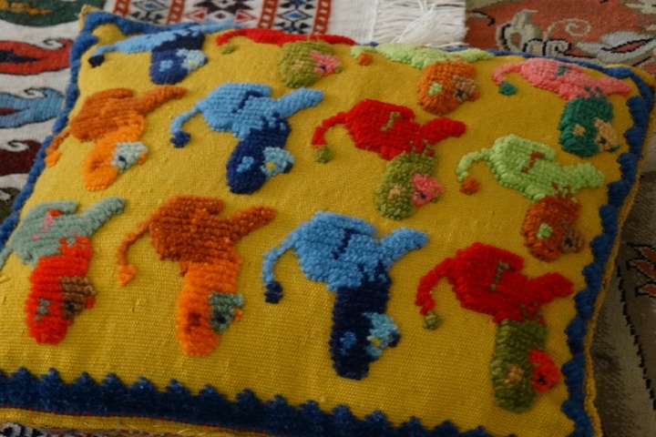 دست بافت های عشایری یاسوج