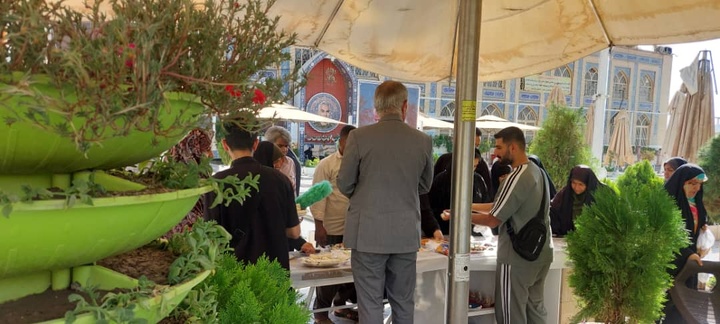 برگزاری سوگواره سفره نذری در گرامیداشت شهدای مقاومت و دفاع مقدس در کرمان