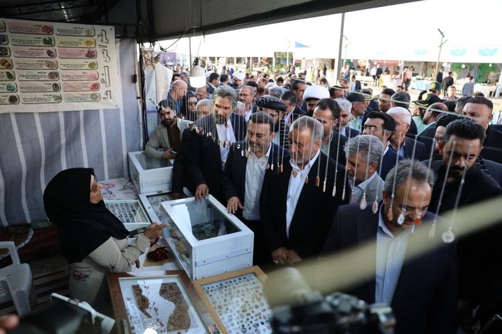 حضور پررنگ هنرمندان صنایع‌دستی در بزرگ‌ترین رویداد نمایشگاهی و تجاری خراسان جنوبی