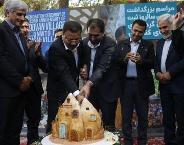 تأکید بر توسعه زیرساخت‌های گردشگری و حفظ اصالت بومی اولین روستای جهانی کشور/ حمزه زاده: کندوان جهانی یادآور اصالت، شکوه و تمدن ایرانی‌ست