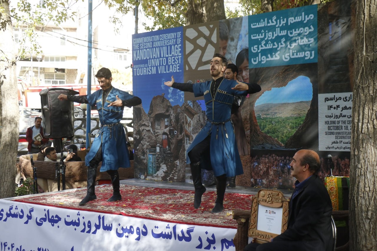 تأکید بر توسعه زیرساخت‌های گردشگری و حفظ اصالت بومی اولین روستای جهانی کشور/ حمزه زاده: کندوان جهانی یادآور اصالت، شکوه و تمدن ایرانی‌ست