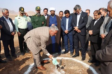 آغاز عملیات اجرایی هتل پنج‌ستاره قصر جهان در بهاباد