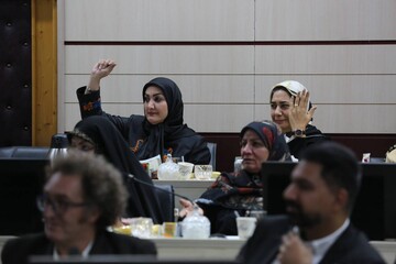 رضایت هنرمندان از دیدار صمیمانه با وزیر میراث‌فرهنگی